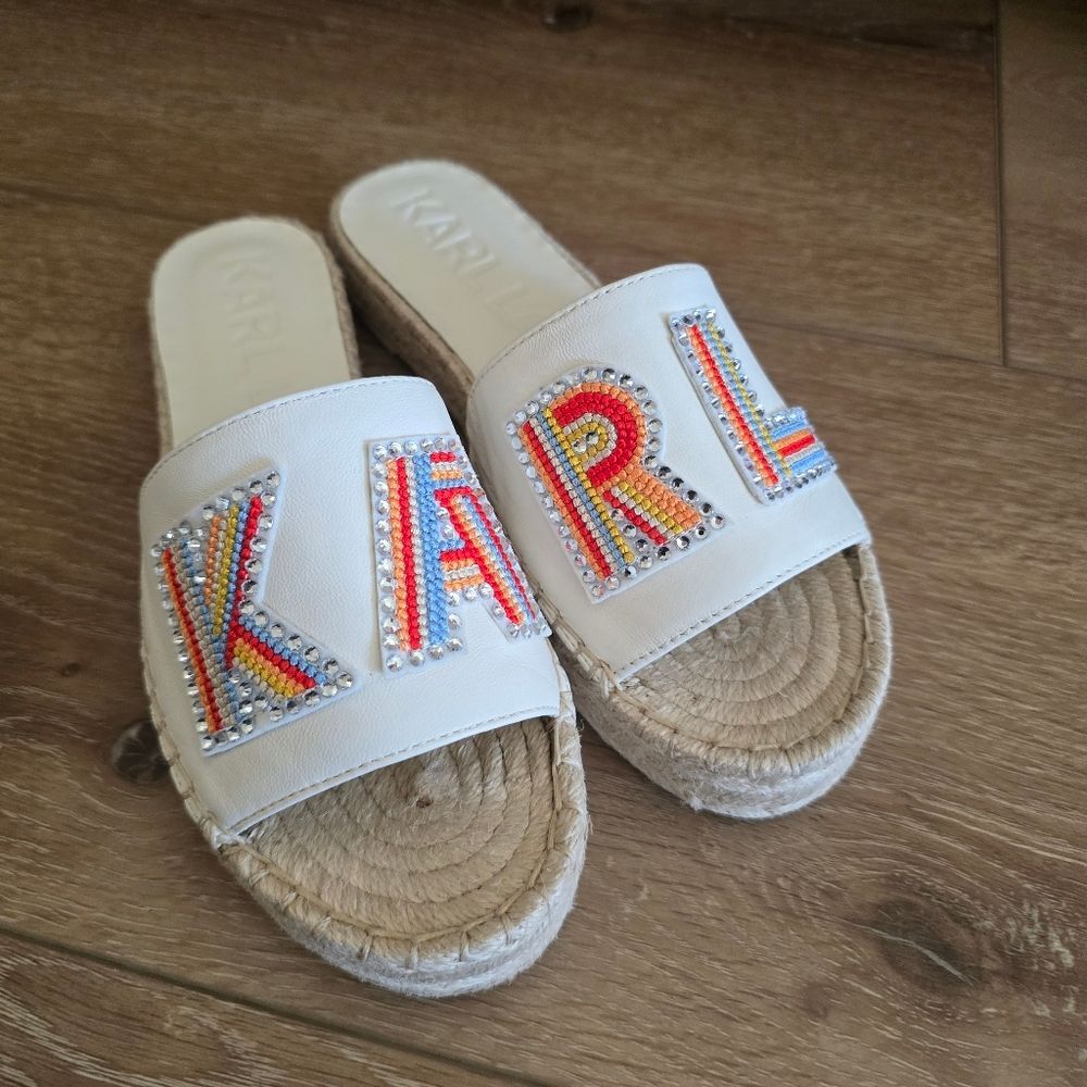 KARL LAGERFELD PARIS Women's Caine Espadrille Slide Sandals Size 5